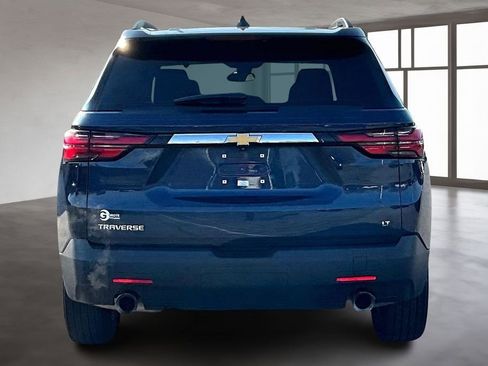 Used 2022 Chevrolet Traverse LT image 5