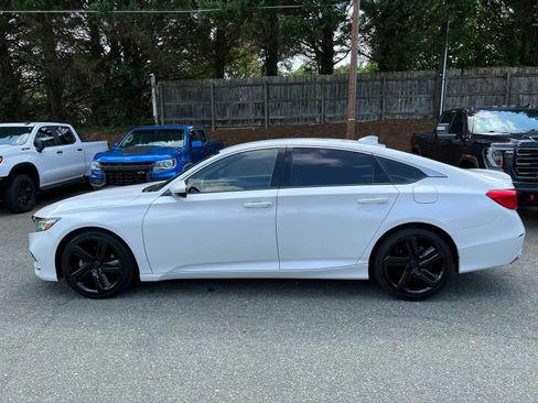 Used 2020 Honda Accord Sport image 7
