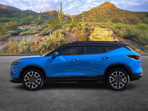 Used 2024 Chevrolet Blazer RS w/ Driver Confidence II Package image 7