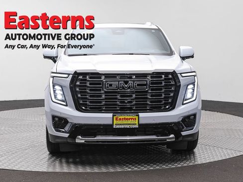 Used 2026 GMC Yukon XL Denali Ultimate AWD/4WD image 2