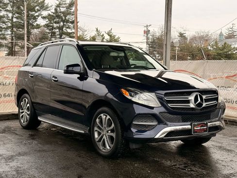 Used 2016 Mercedes-Benz GLE 350 4MATIC w/ Premium Package image 6