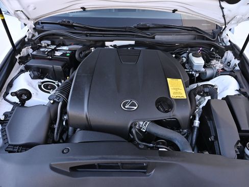 Used 2015 Lexus IS 250 w/ Premium Package RWD image 37