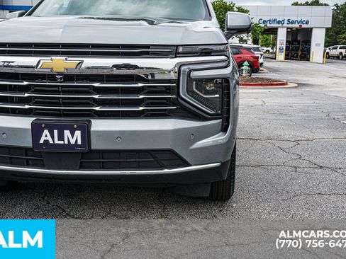 Used 2025 Chevrolet Tahoe LT AWD/4WD image 17