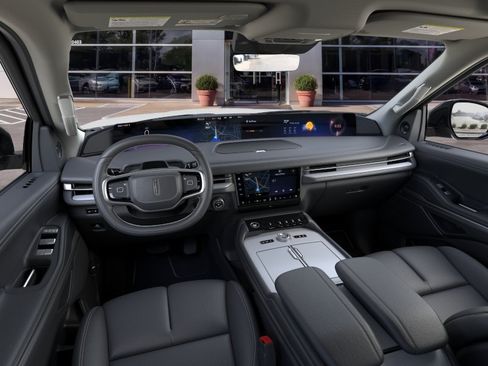 New 2026 Lincoln Navigator L Reserve AWD/4WD image 9