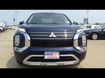 Used 2023 Mitsubishi Outlander SE