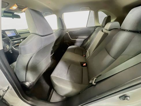 Used 2019 Toyota RAV4 LE w/ All Weather Liner Package AWD/4WD image 22