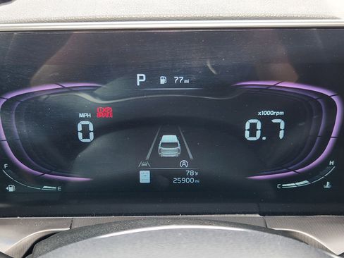 Used 2025 Kia Telluride S AWD/4WD image 18
