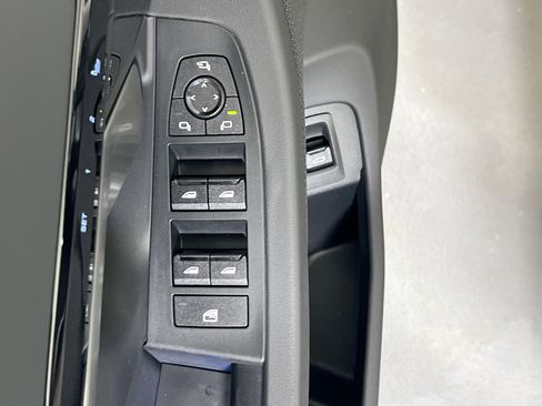 Used 2025 BMW 530i xDrive 530i xDrive w/ M Sport Package image 18