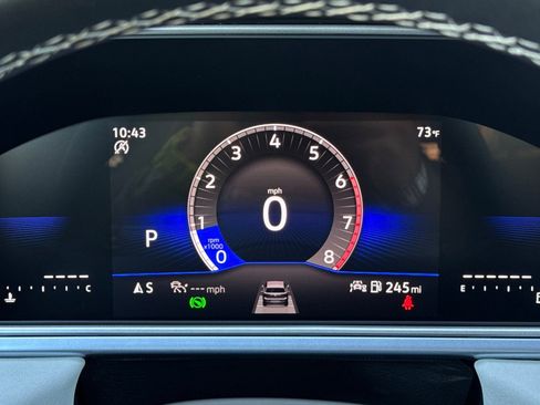 New 2025 Volkswagen Taos SE image 22