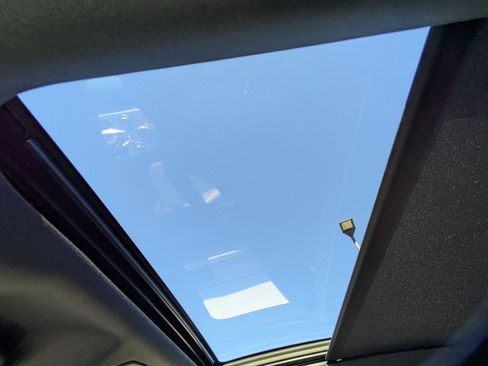 Used 2024 Alfa Romeo Stelvio AWD image 24