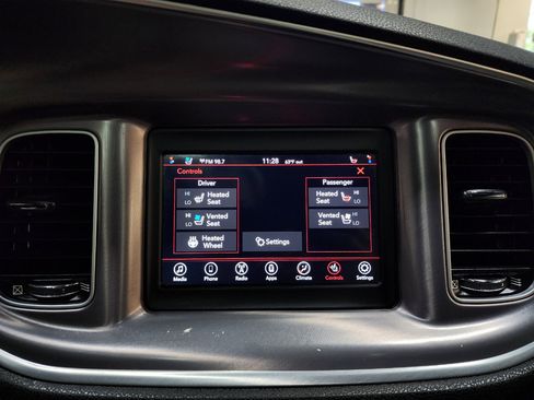 Used 2021 Dodge Charger SXT w/ Leather Interior Group image 33