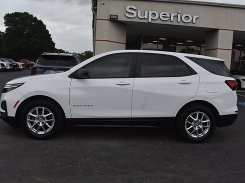 Used 2024 Chevrolet Equinox LS FWD image 9