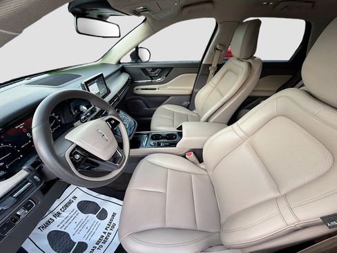 Used 2020 Lincoln Corsair FWD w/ Convenience Package image 22