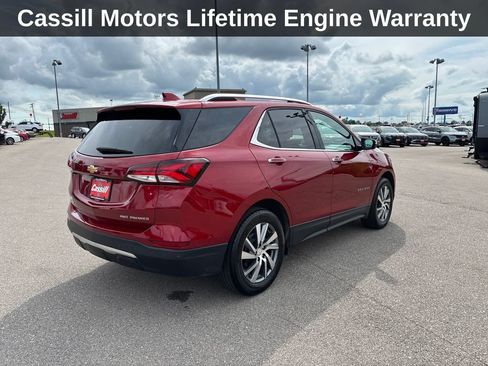 Used 2023 Chevrolet Equinox Premier AWD/4WD image 6
