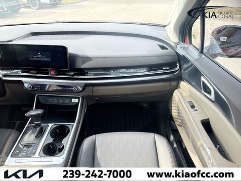 New 2026 Kia Carnival image 17
