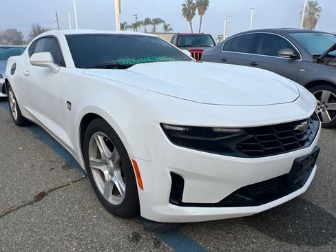 Used 2020 Chevrolet Camaro LT image 3