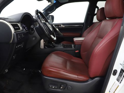 Used 2021 Lexus GX 460 Premium w/ Premium Package image 28