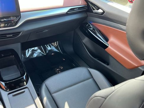 Used 2021 Volkswagen ID.4 Pro S w/ ID.4 Protection Package image 17