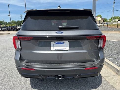 New 2026 Ford Explorer ST-Line image 10