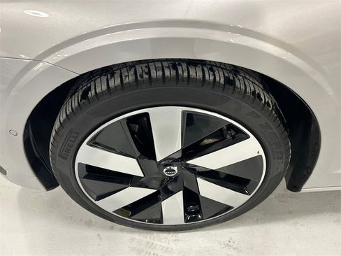 Certified 2023 Volvo S60 T8 Ultimate image 8