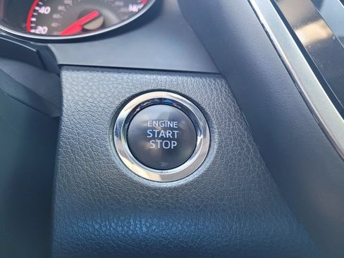 Used 2022 Toyota Camry XSE FWD image 19