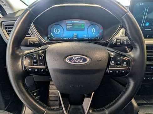 Certified 2024 Ford Escape Platinum AWD/4WD image 18