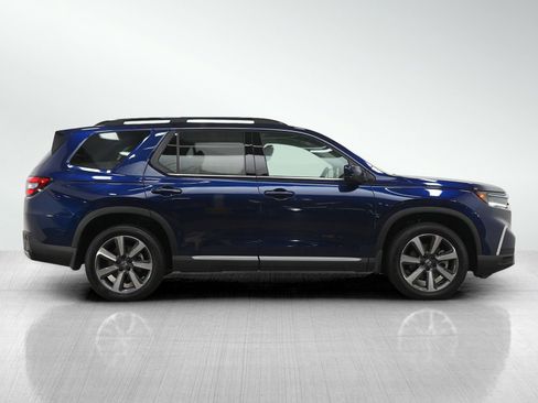 Used 2024 Honda Pilot Touring image 6