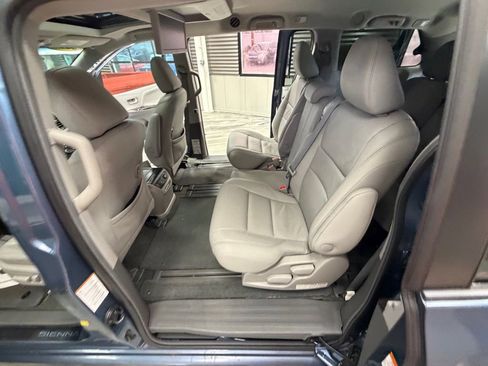 Used 2016 Toyota Sienna XLE Premium image 53