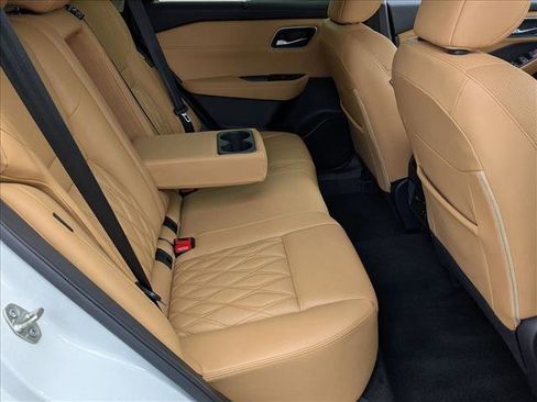 Certified 2023 Nissan Rogue Platinum w/ Platinum Premium Package image 21