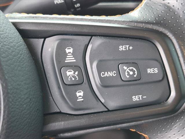 Used 2024 Jeep Gladiator Mojave w/ Steel Bumper Group AWD/4WD image 16