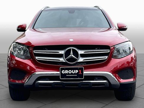 Used 2017 Mercedes-Benz GLC 300 4MATIC image 3