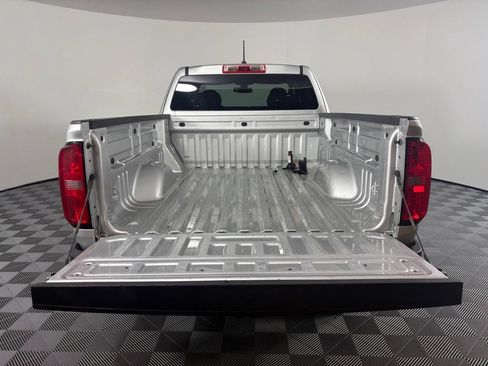 Used 2018 Chevrolet Colorado W/T w/ WT Convenience Package AWD/4WD image 10