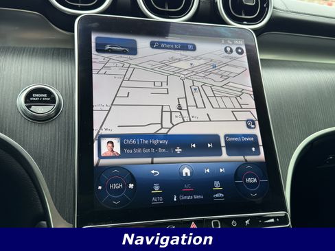 Used 2023 Mercedes-Benz GLC 300 GLC 300 image 8