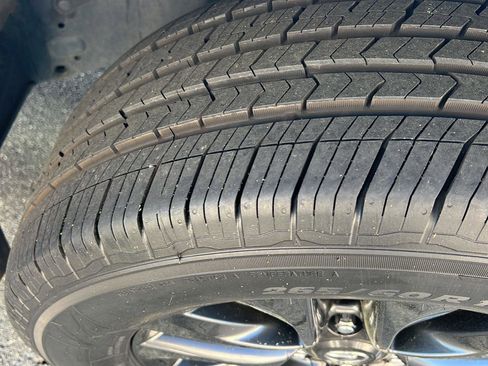 Used 2021 Lexus GX 460 Premium w/ Premium Package image 44