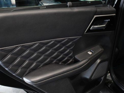 Used 2023 Mitsubishi Outlander SEL AWD/4WD image 27