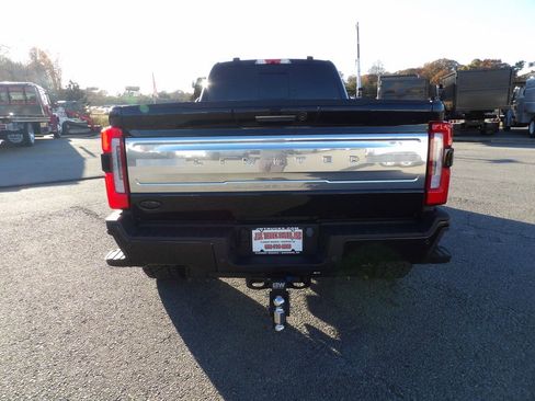 Used 2023 Ford F250 Limited w/ FX4 Off-Road Package image 6