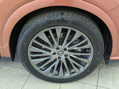 Certified 2024 Lexus RX 350 w/ Convenience Package image 12