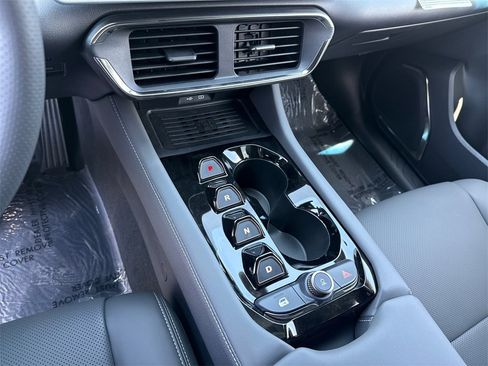 New 2025 VinFast VF 8 Plus image 29