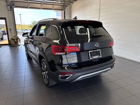 Used 2024 Volkswagen Taos SE FWD image 6