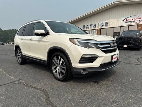 Used 2018 Honda Pilot Elite image 2