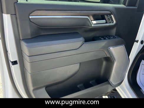 Used 2025 Chevrolet Silverado 2500 High Country w/ High Country Premium Package image 10