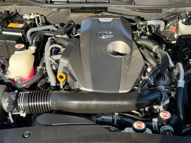 Used 2020 Lexus IS 300 F Sport w/ F Sport Package RWD image 20
