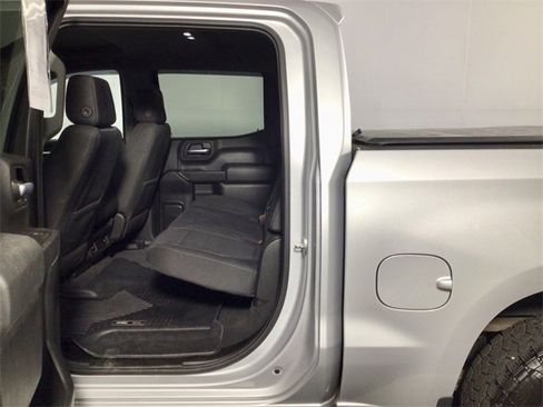 Used 2020 Chevrolet Silverado 1500 LT image 27