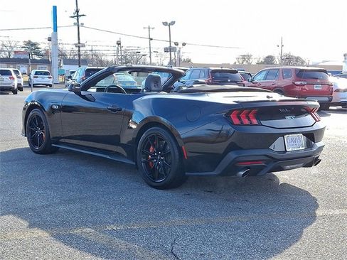 Used 2024 Ford Mustang GT Premium image 4