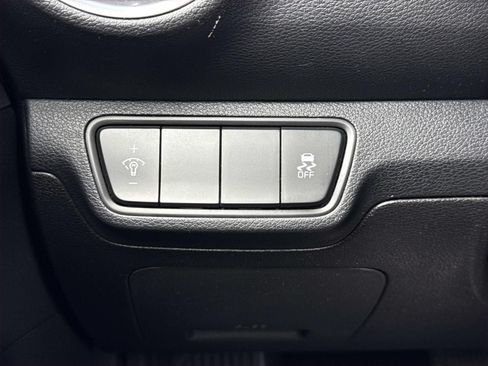 Used 2023 Kia Forte LXS FWD image 19