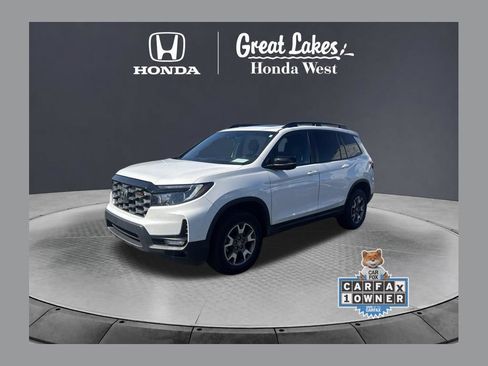Used 2023 Honda Passport TrailSport image 1