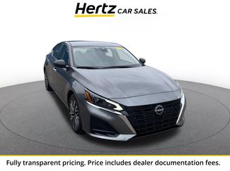 Used 2025 Nissan Altima 2.5 SV FWD video 1