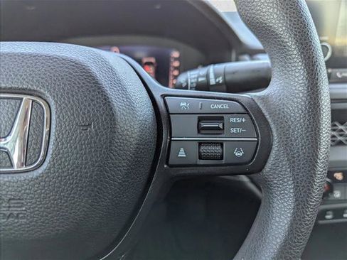 Used 2023 Honda Accord EX image 12