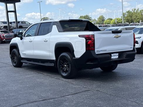 Used 2024 Chevrolet Silverado EV W/T AWD/4WD image 10