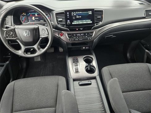 Used 2021 Honda Passport Sport image 11